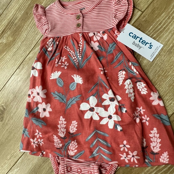NWT - Baby girl 2 piece set. - Picture 4 of 6